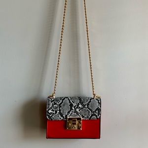 Red/Snake Print Cross Body Purse